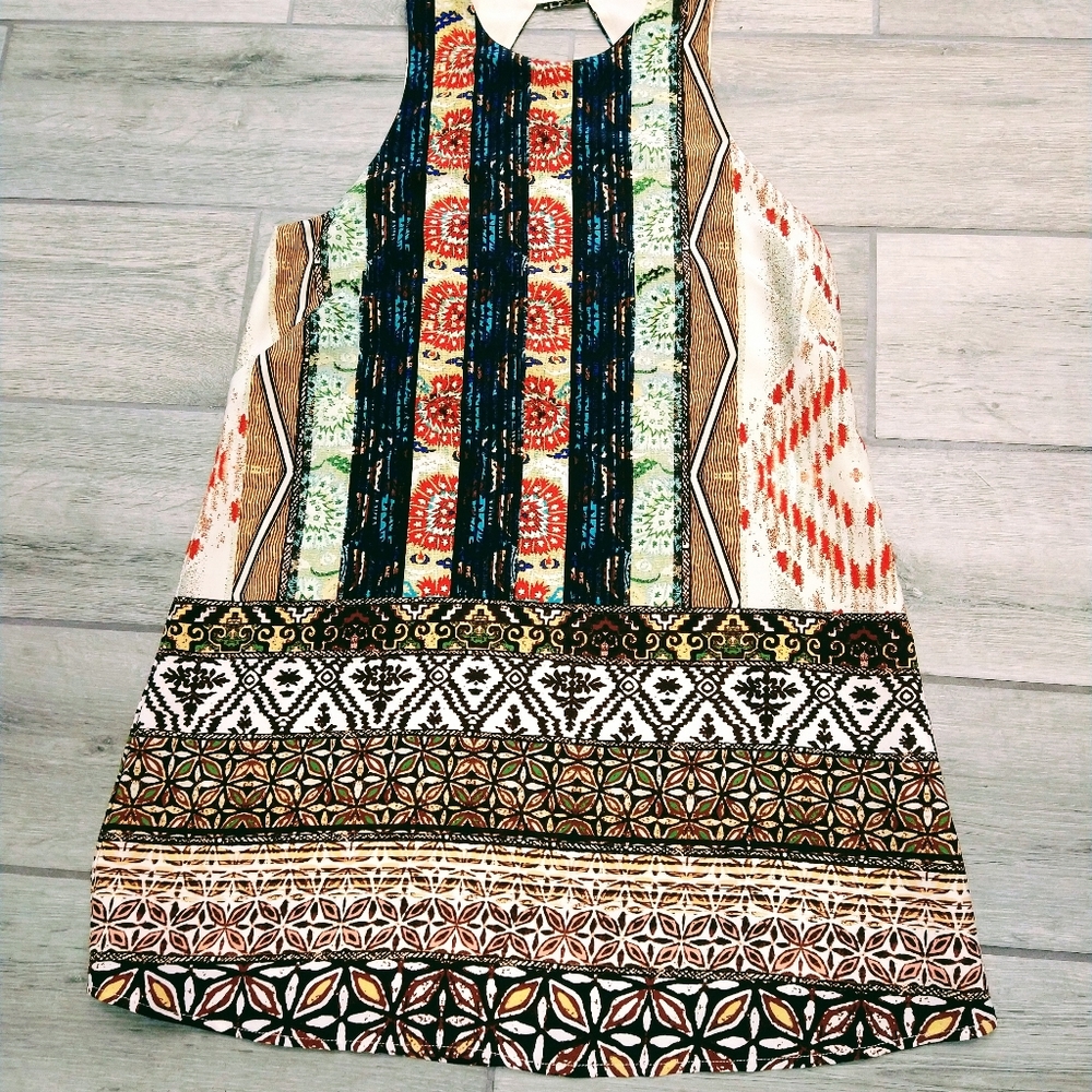 Sleeveless lined dress